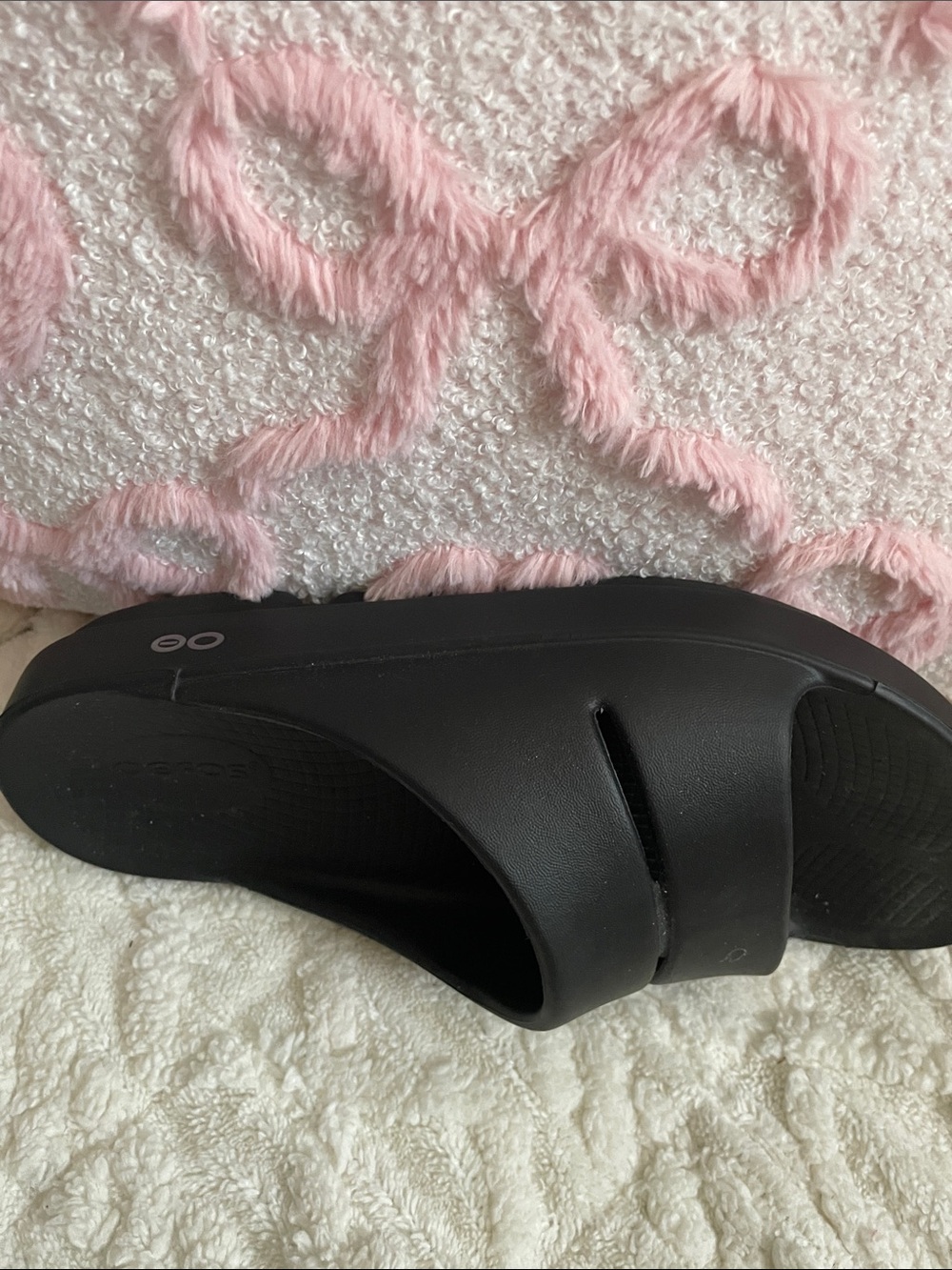 OOFOS Black OOah Slide Comfort Sandals - Picture 8 of 8